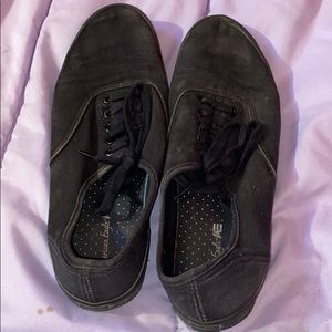 Black American eagle by Payless shoes